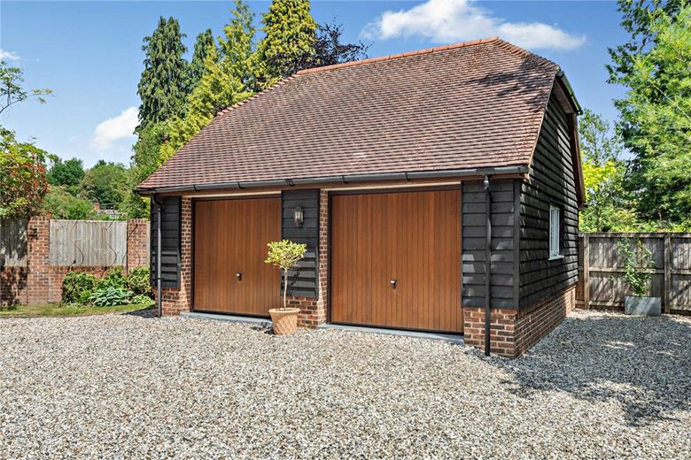 5 bedroom house, Yattendon Road, Hermitage RG18 - Sold STC