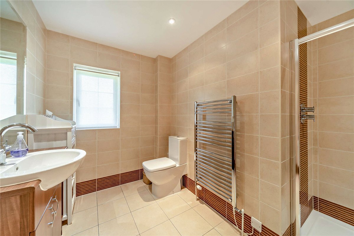 5 bedroom house, Yattendon Road, Hermitage RG18 - Sold STC