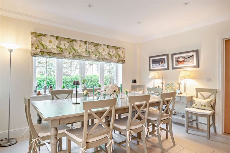 5 bedroom house, Yattendon Road, Hermitage RG18 - Sold STC