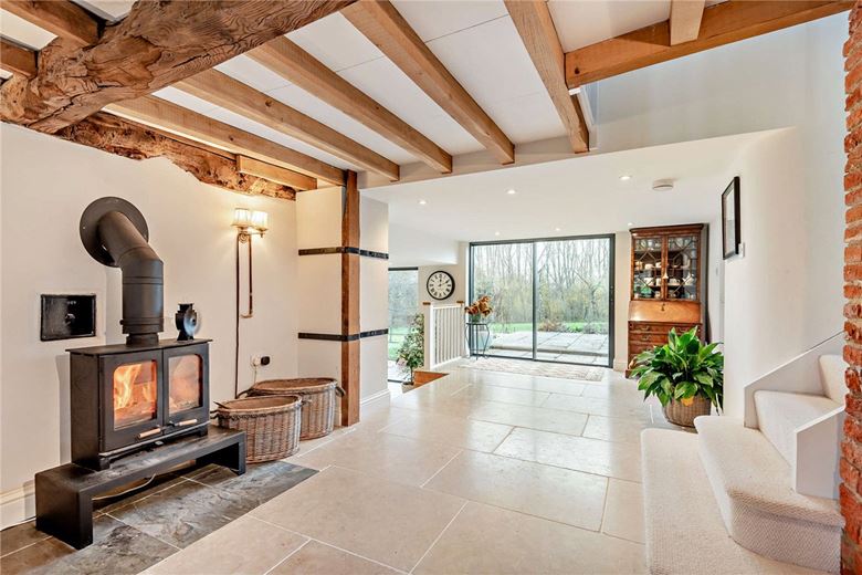 5 bedroom house, Crookham Common, Thatcham RG19 - Available