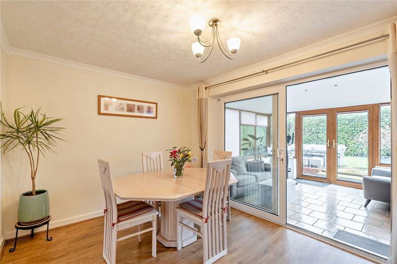 4 bedroom house, Copnor Close, Woolton Hill RG20 - Available