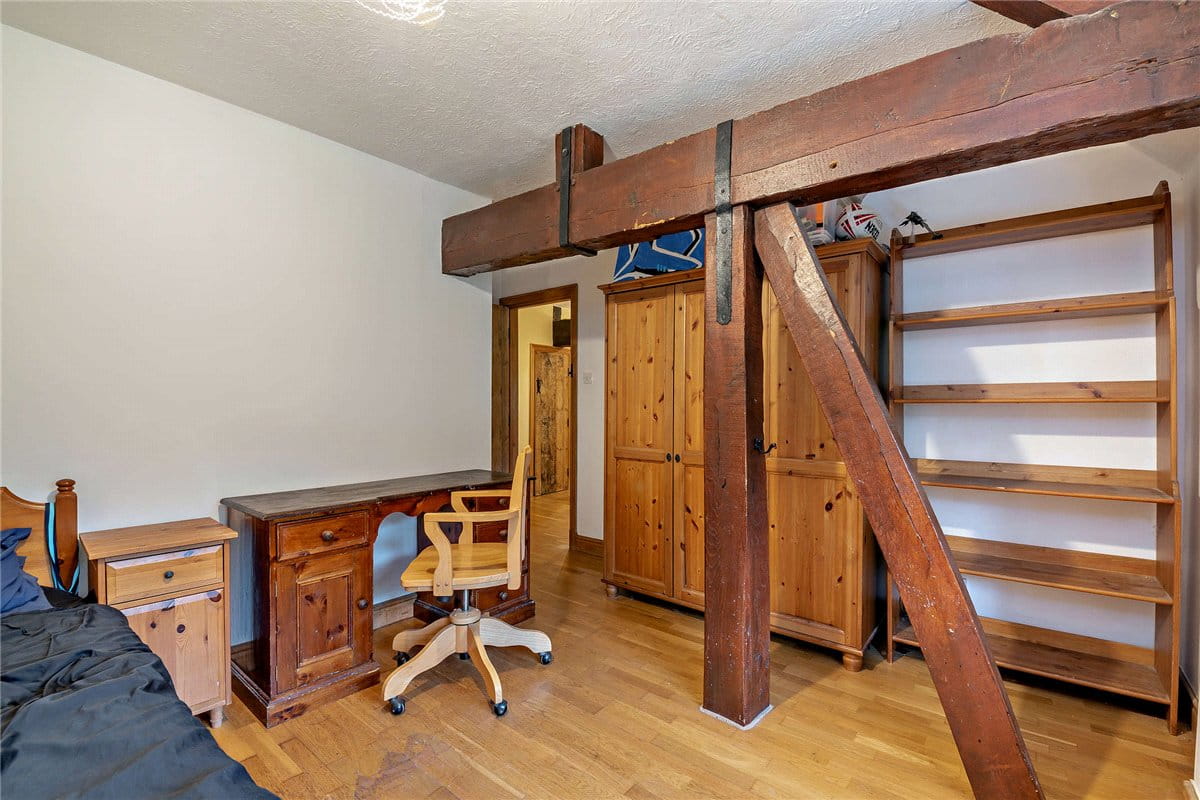 4 bedroom , Snelsmore, Newbury RG14 - Available