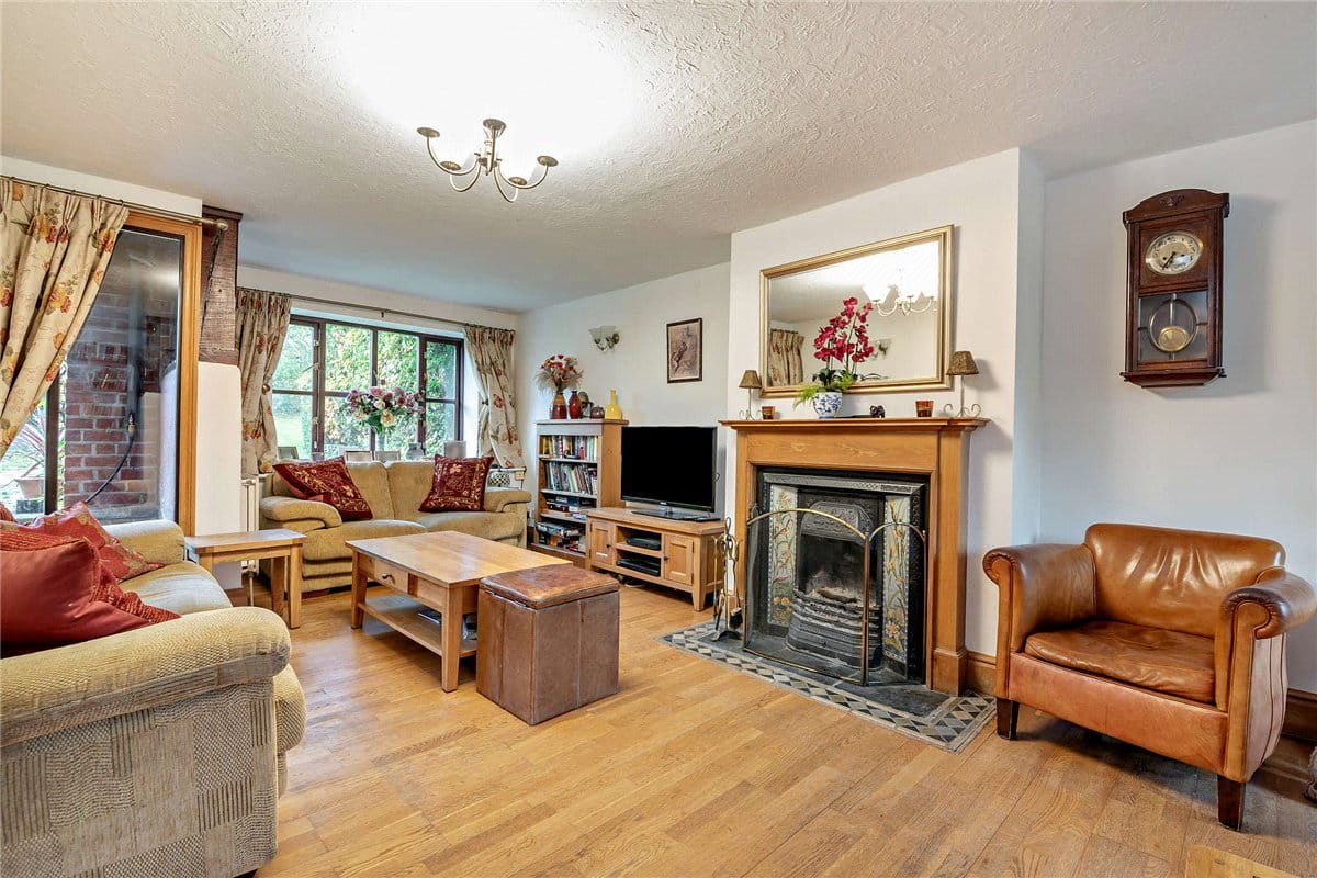 4 bedroom , Snelsmore, Newbury RG14 - Available