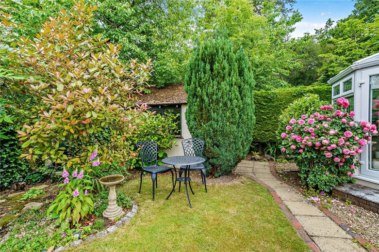 2 bedroom bungalow, Ridgeway Close, Hermitage RG18 - Sold STC