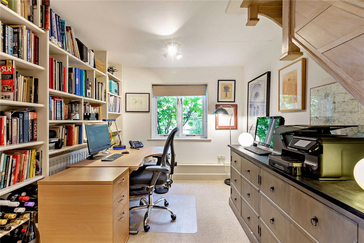 3 bedroom house, Crookham Hill, Thatcham RG19 - Available