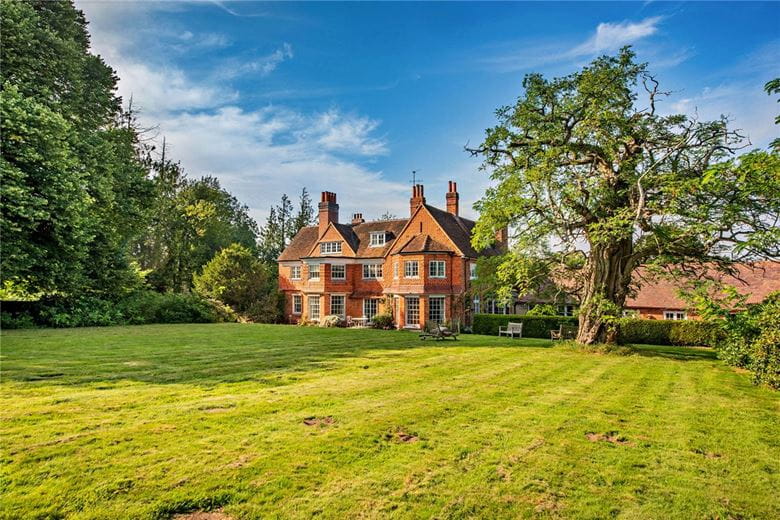 7 bedroom house, East Woodhay, Newbury RG20 - Available