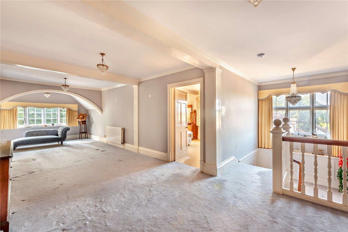 7 bedroom house, East Woodhay, Newbury RG20 - Sold