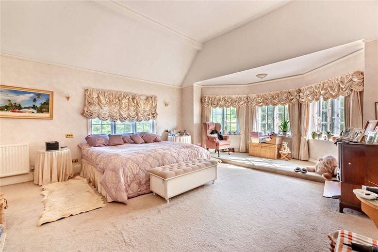 7 bedroom house, East Woodhay, Newbury RG20 - Sold