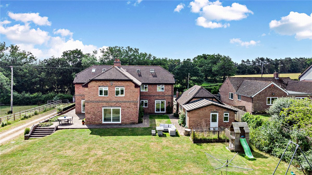 3.2 acres House, Wickham Heath, Newbury RG20 - Available