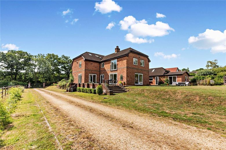 3.2 acres House, Wickham Heath, Newbury RG20 - Available