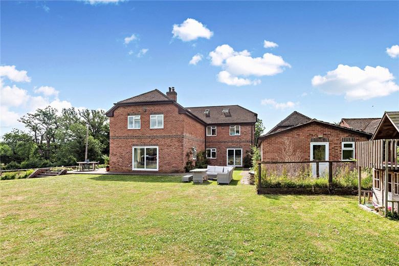 3.2 acres House, Wickham Heath, Newbury RG20 - Available