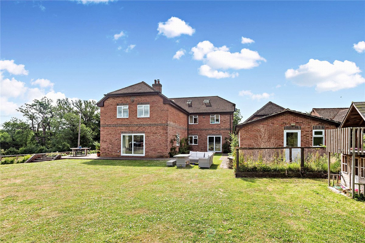 3.2 acres House, Wickham Heath, Newbury RG20 - Available