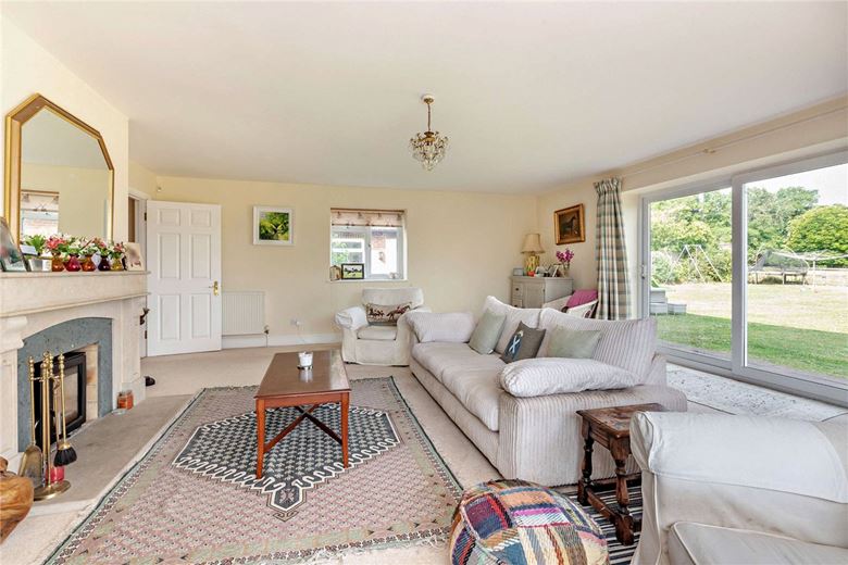 3.2 acres House, Wickham Heath, Newbury RG20 - Available