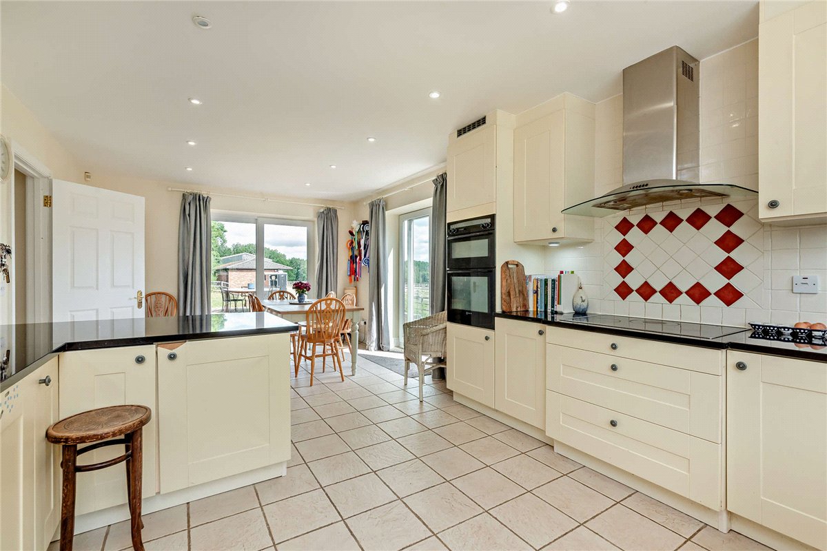 3.2 acres House, Wickham Heath, Newbury RG20 - Available