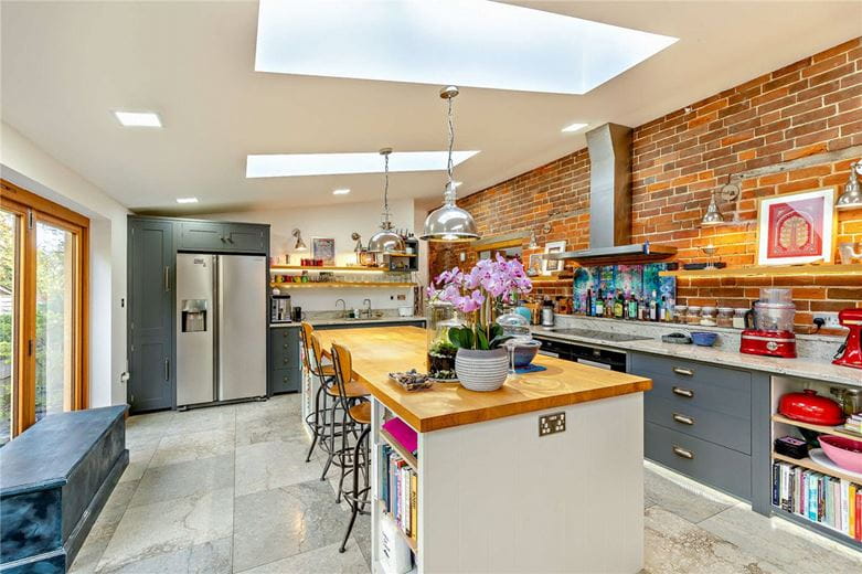 4 bedroom house, Long Lane, Shaw RG14 - Sold STC