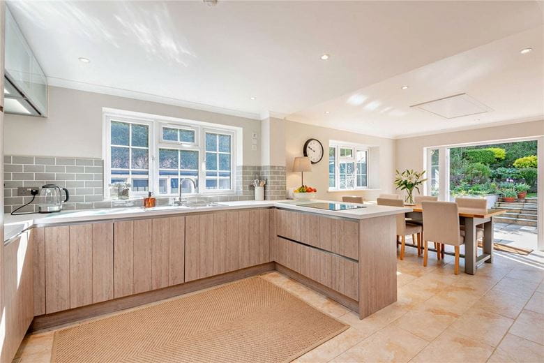 3 bedroom house, Ecchinswell, Newbury RG20 - Available