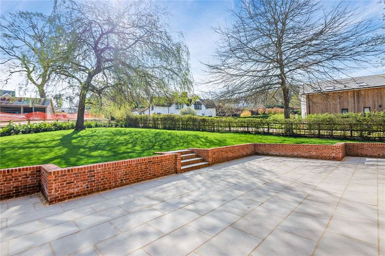 5 bedroom house, Newtown, Newbury RG20 - Available