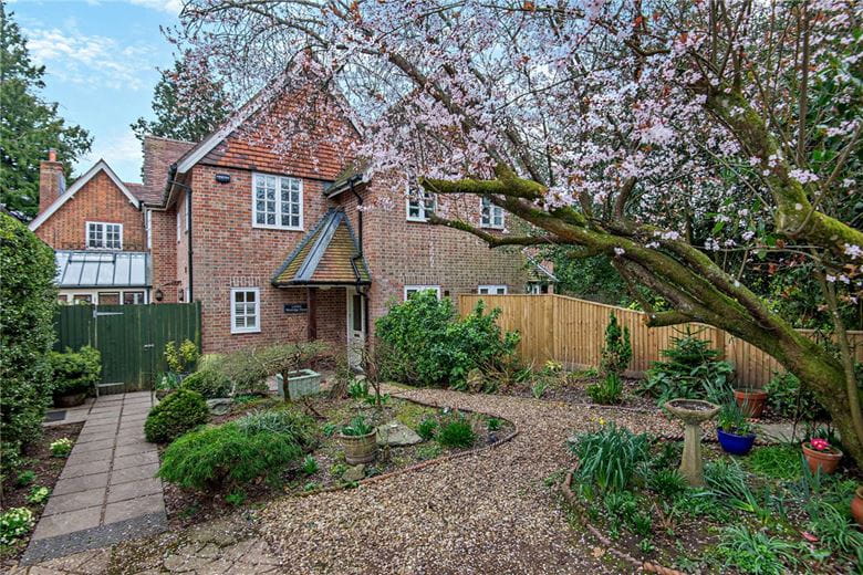 2 bedroom house, Star Lane, Highclere RG20 - Available