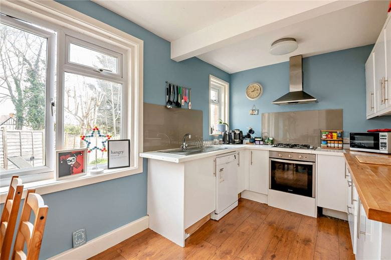 5 bedroom house, Green Lane, Newbury RG14 - Available