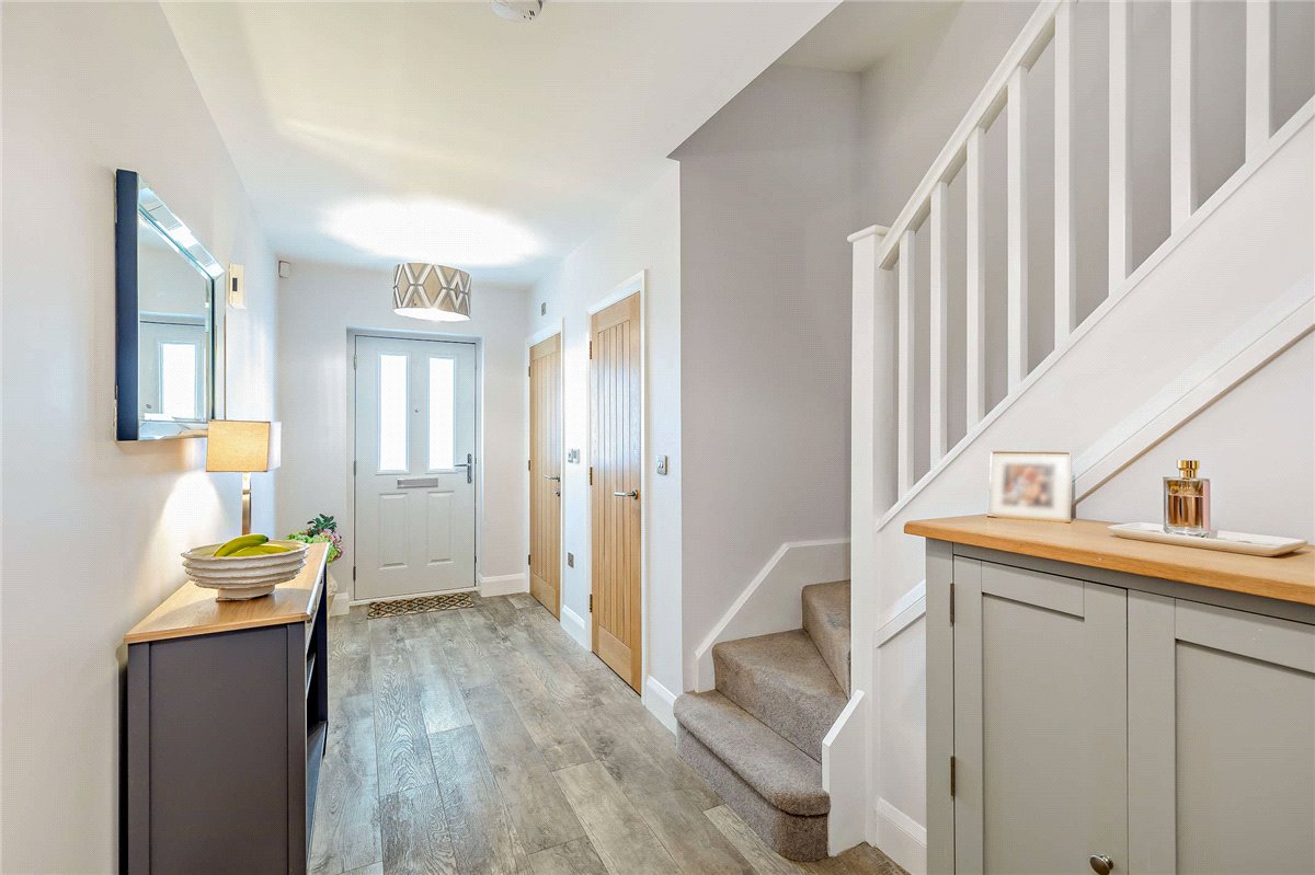 5 bedroom house, The Dolmans, Shaw RG14 - Sold STC