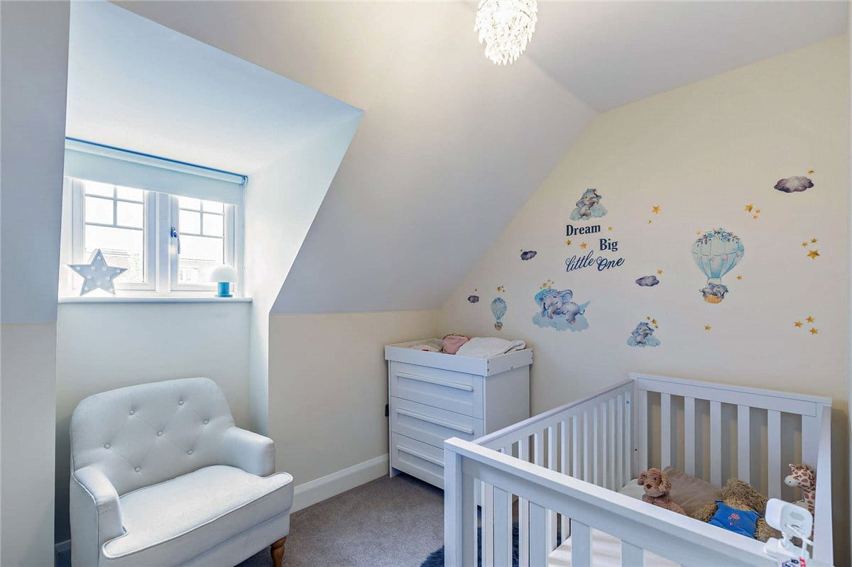 5 bedroom house, The Dolmans, Shaw RG14 - Sold STC