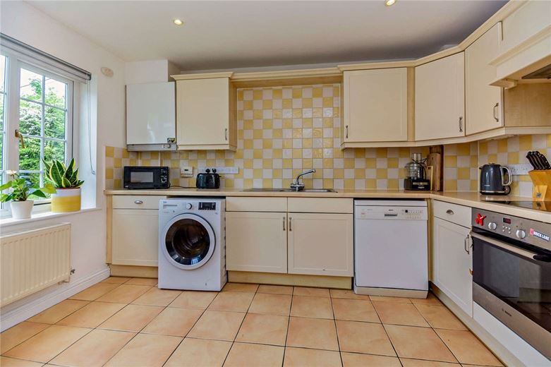 3 bedroom house, Pantings Lane, Highclere RG20 - Available