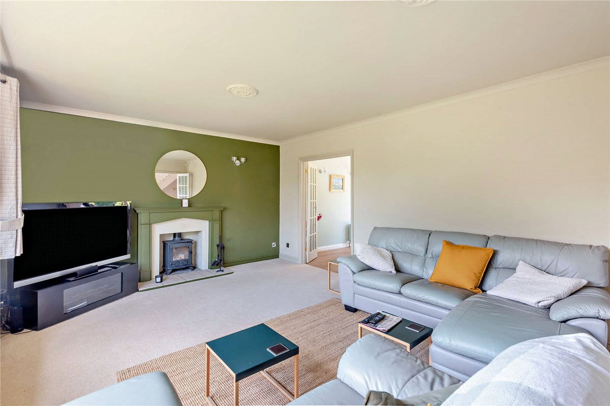 4 bedroom house, Freshfields Lane, Chieveley RG20 - Available