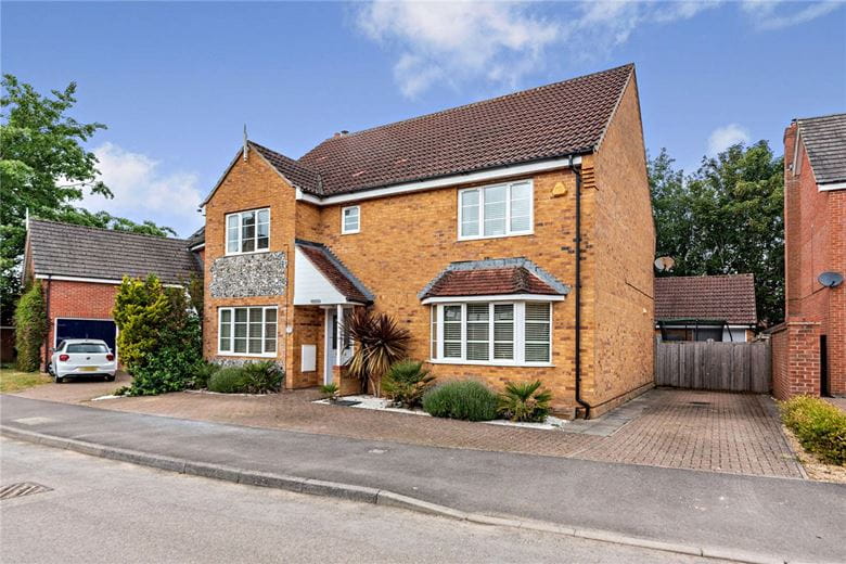5 bedroom house, Haysoms Drive, Greenham RG19 - Available