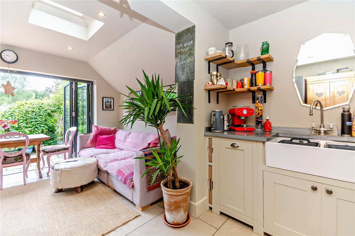 3 bedroom house, Gore End Road, Ball Hill RG20 - Sold