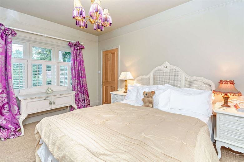 3 bedroom house, Gore End Road, Ball Hill RG20 - Sold