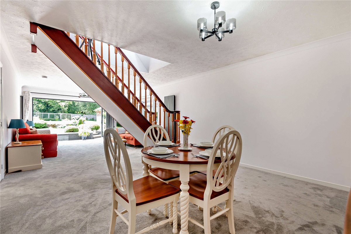 6 bedroom house, Hampstead Norreys Road, Hermitage RG18 - Sold STC