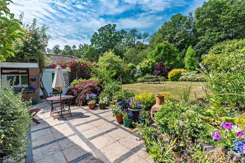 4 bedroom house, Hampstead Norreys Road, Hermitage RG18 - Available