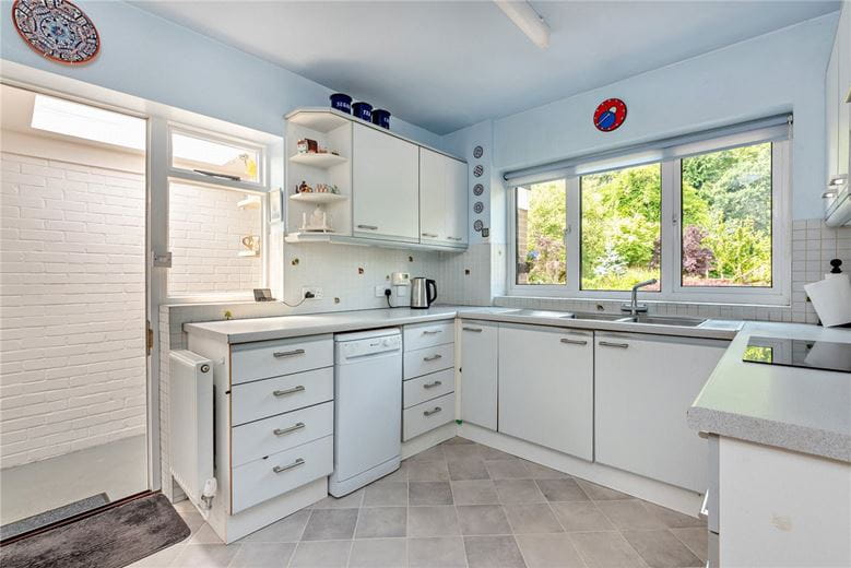 4 bedroom house, Hampstead Norreys Road, Hermitage RG18 - Available