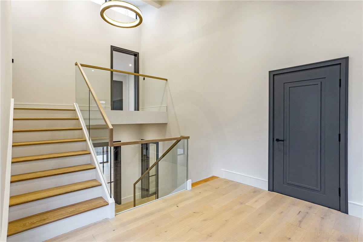 4 bedroom house, Speen Lane, Newbury RG14 - Available