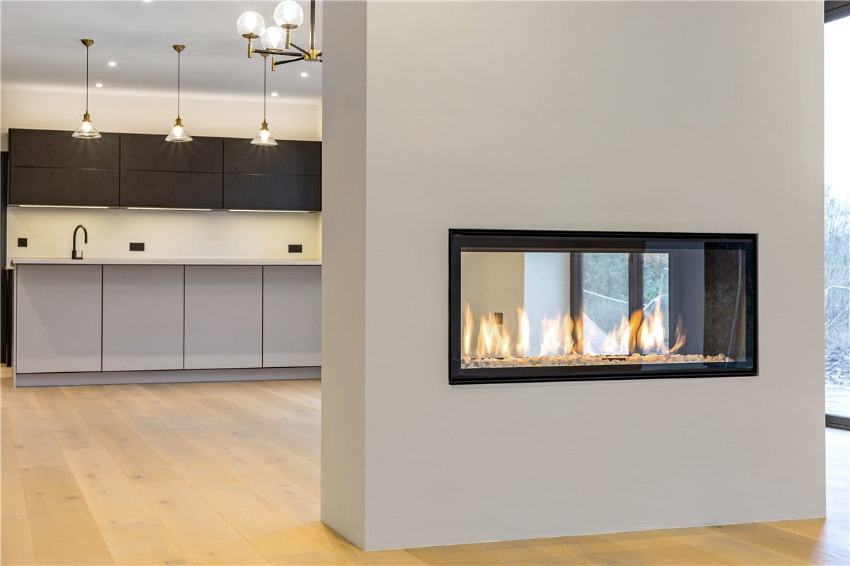 4 bedroom house, Speen Lane, Newbury RG14 - Available