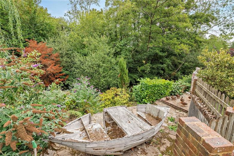 4 bedroom house, Church Street, Kintbury RG17 - Sold STC