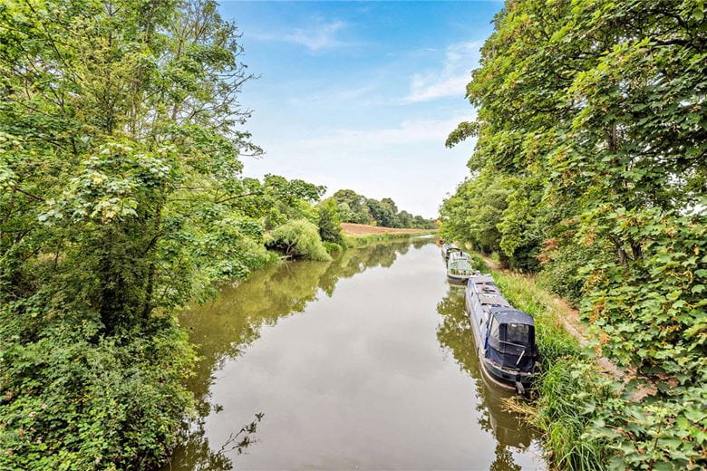 4 bedroom house, Church Street, Kintbury RG17 - Sold STC