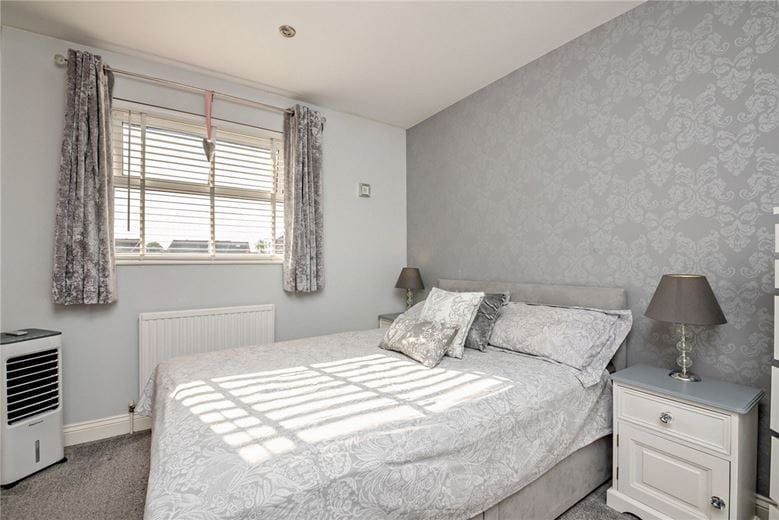 2 bedroom house, Blackdown Way, Thatcham RG19 - Sold