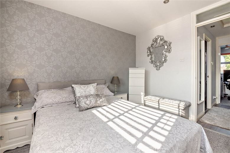 2 bedroom house, Blackdown Way, Thatcham RG19 - Sold