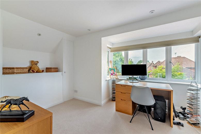 4 bedroom house, The Rookery, Peasemore RG20 - Sold