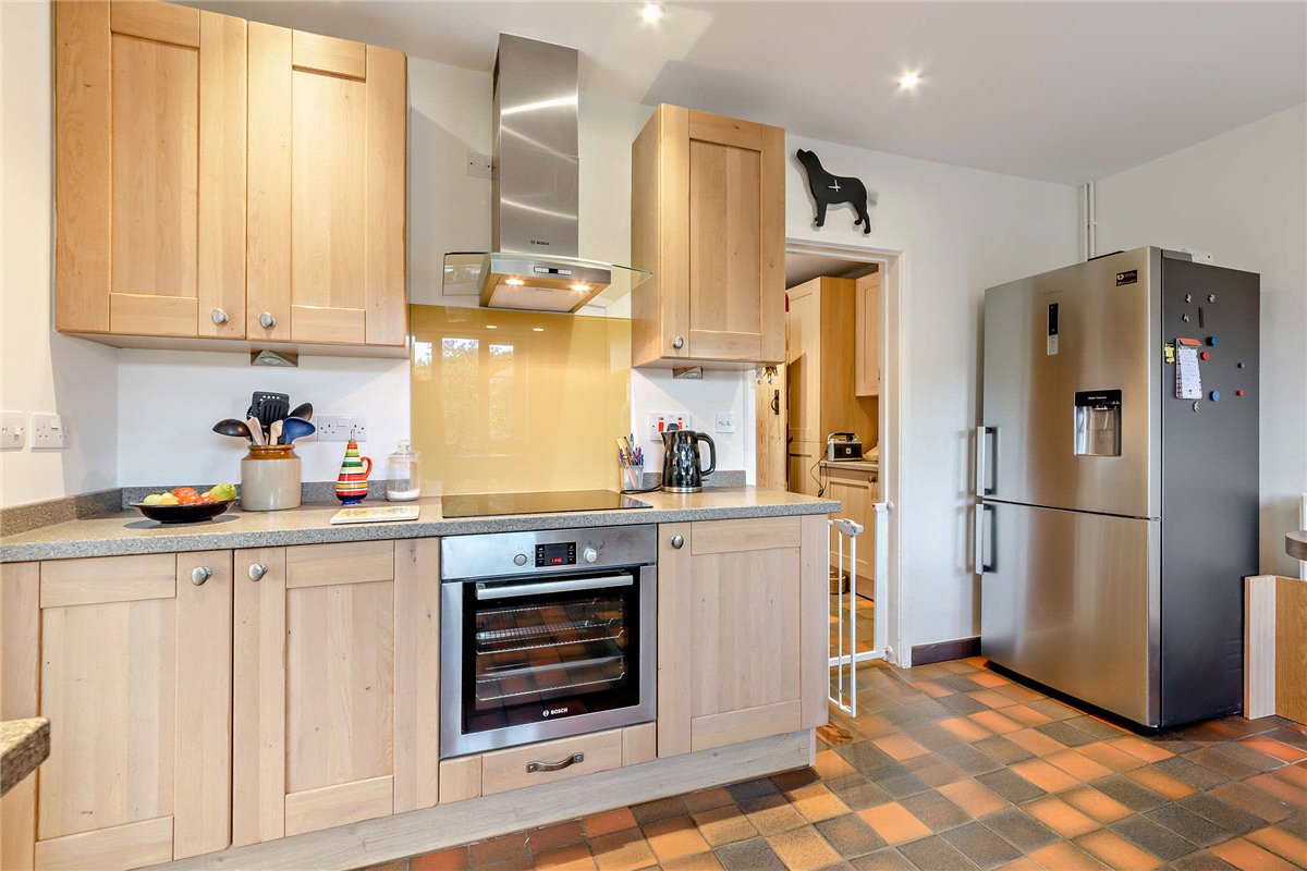 3 bedroom cottage, Hyde End Lane, Brimpton RG7 - Sold STC