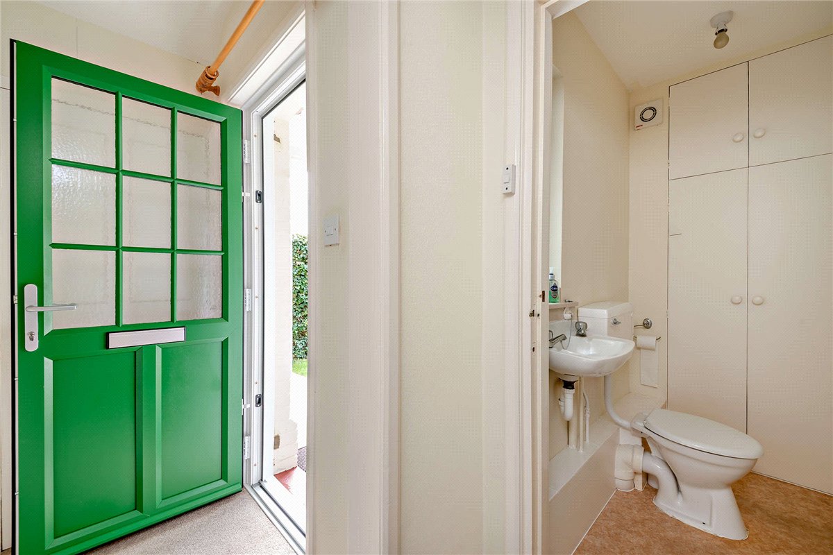 3 bedroom cottage, Rookwood, Stockcross RG20 - Sold STC