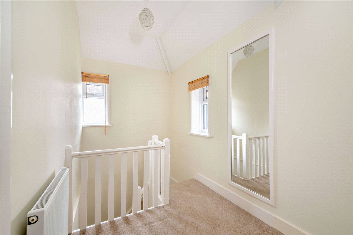 3 bedroom cottage, Rookwood, Stockcross RG20 - Sold STC