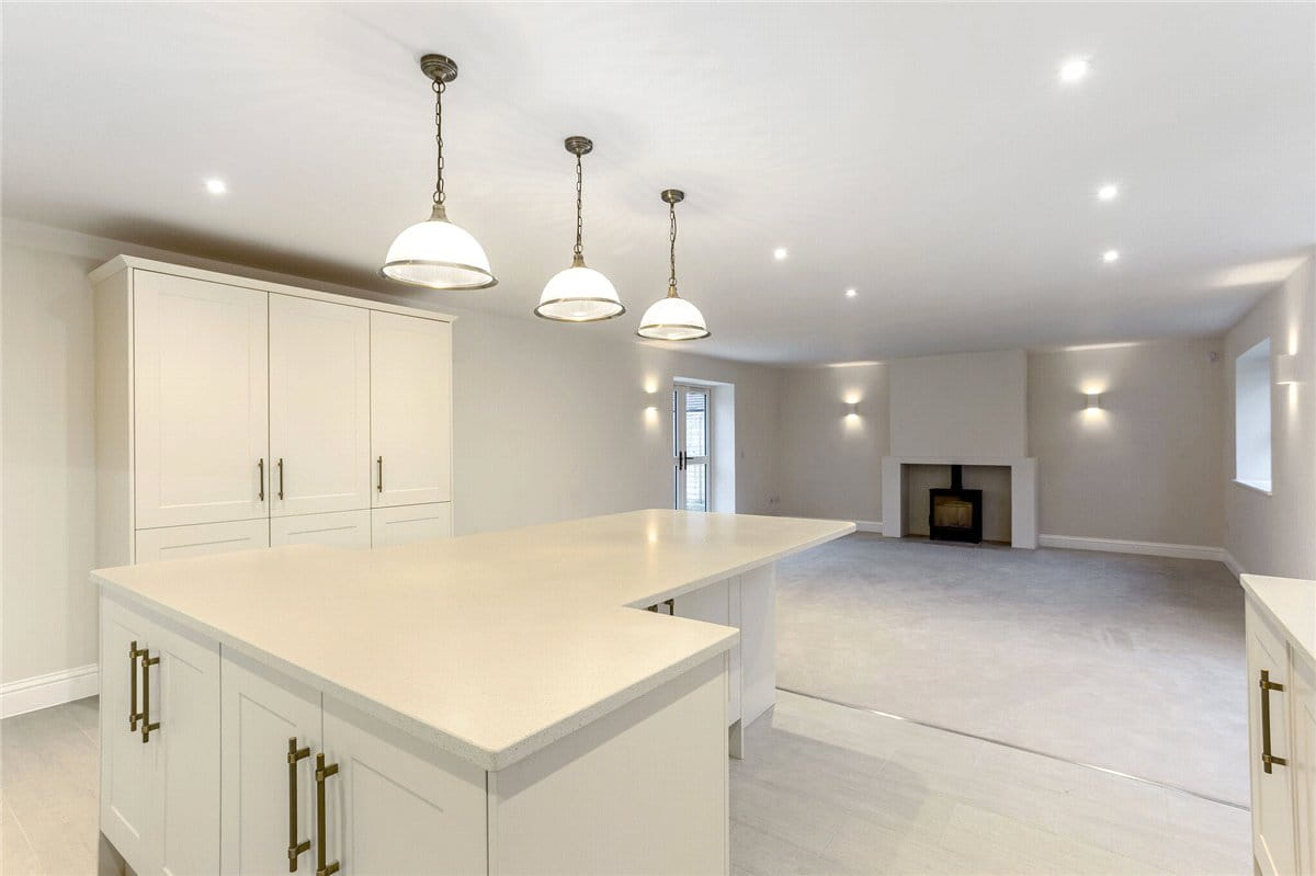 2 bedroom cottage, Ram Alley, Ashford Hill RG19 - Available