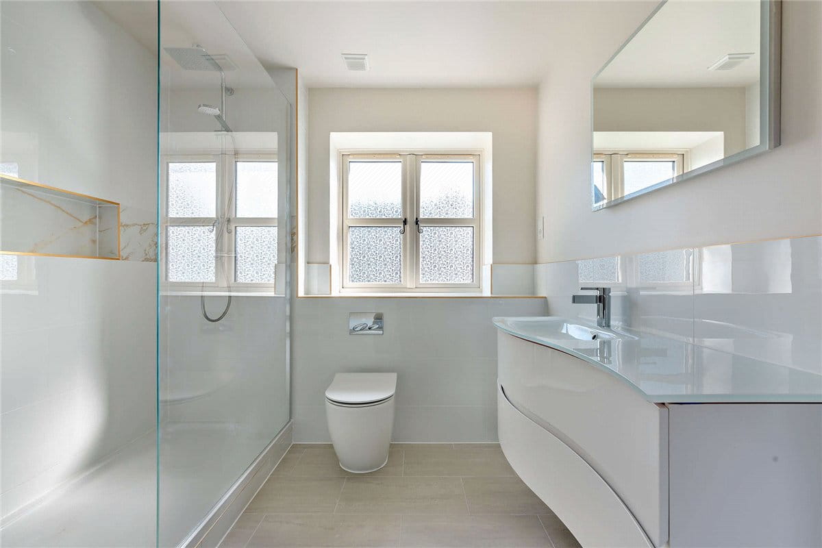 2 bedroom cottage, Ram Alley, Ashford Hill RG19 - Available