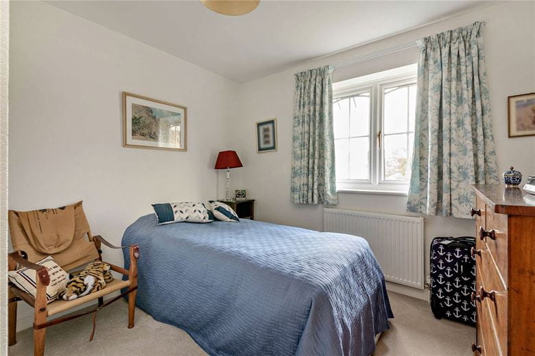 4 bedroom house, Heathfields, Chieveley RG20 - Available