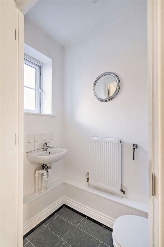 2 bedroom house, Redfinch Mews, Thatcham RG19 - Sold STC