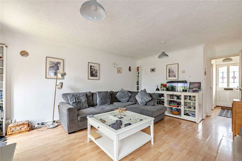 3 bedroom house, Meadowsweet Close, Thatcham RG18 - Available