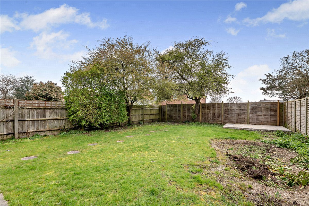 4 bedroom house, Sagecroft Road, Thatcham RG18 - Sold STC