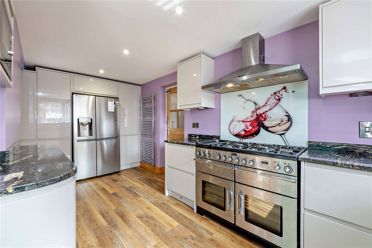 4 bedroom house, Sagecroft Road, Thatcham RG18 - Sold STC